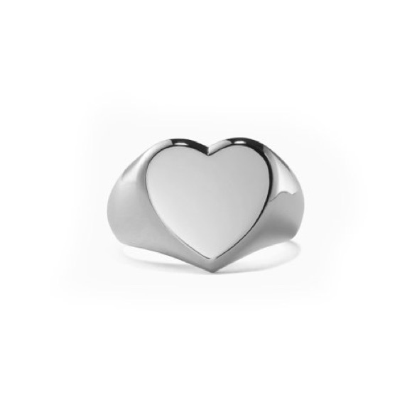 Silver Heart Ring - Picture 4 of 7